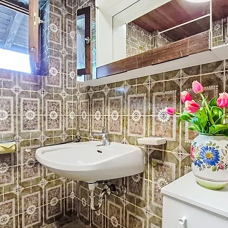 Alpenhit Zell Am By Interhome *