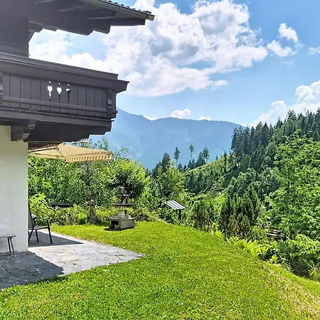 Hébergement de vacances Alpenhit Zell Am By Interhome