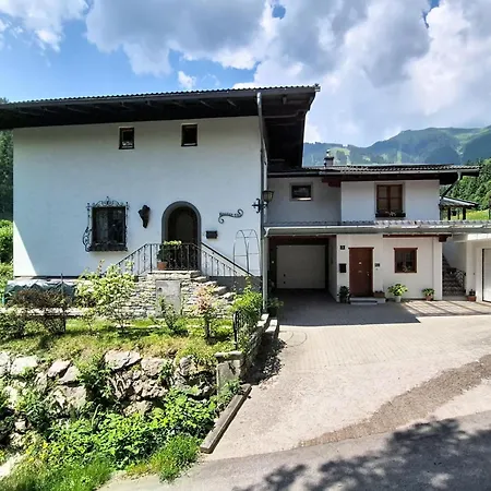 Ferienhaus Alpenhit Zell Am By Interhome *